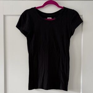 L'AGENCE Black Short Sleeve Tee